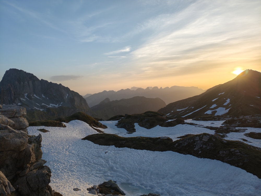 Wanderung Murgseehütte: Aufstieg im Sonnenaufgang