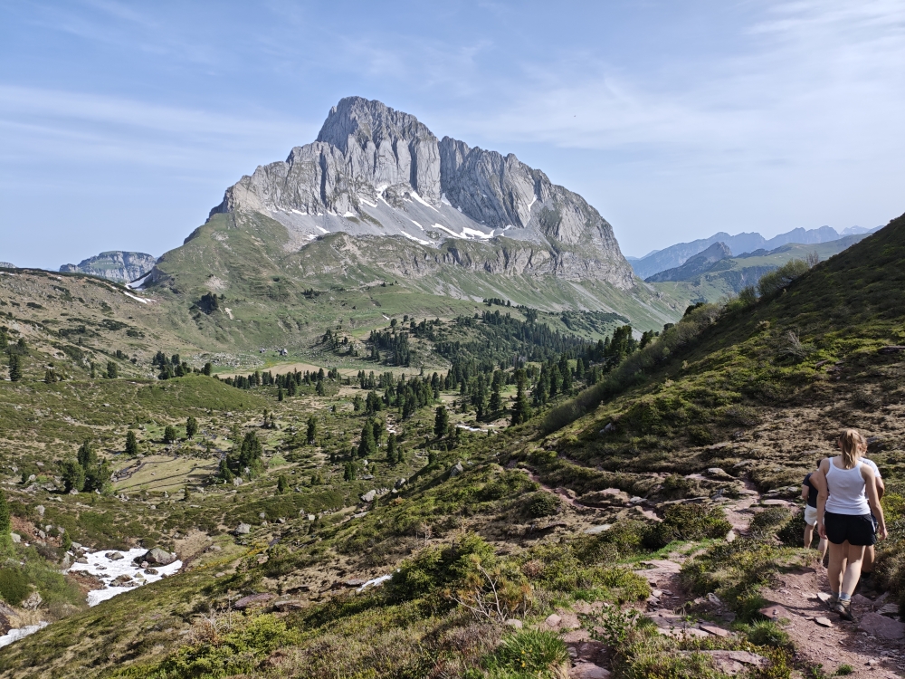 Wanderung Murgseehütte: Abstieg von der Murgseefurggel zur Ober Mürtschenalp mit Blick auf den Ruchen