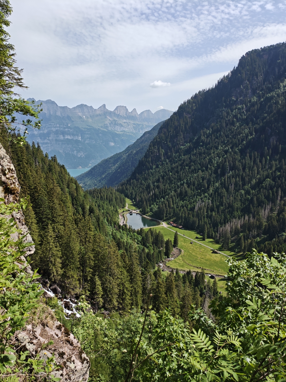 Wanderung Murgseehütte: Blick auf den Speicherteich Merlen und den Walensee