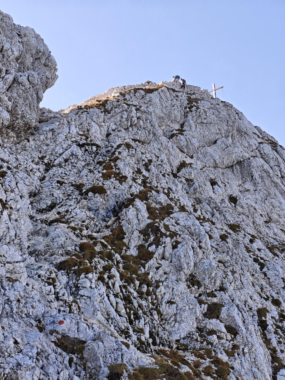 Wanderung Obere Wettersteinspitze: Kraxelei zwischen Gamsanger und Gipfel 