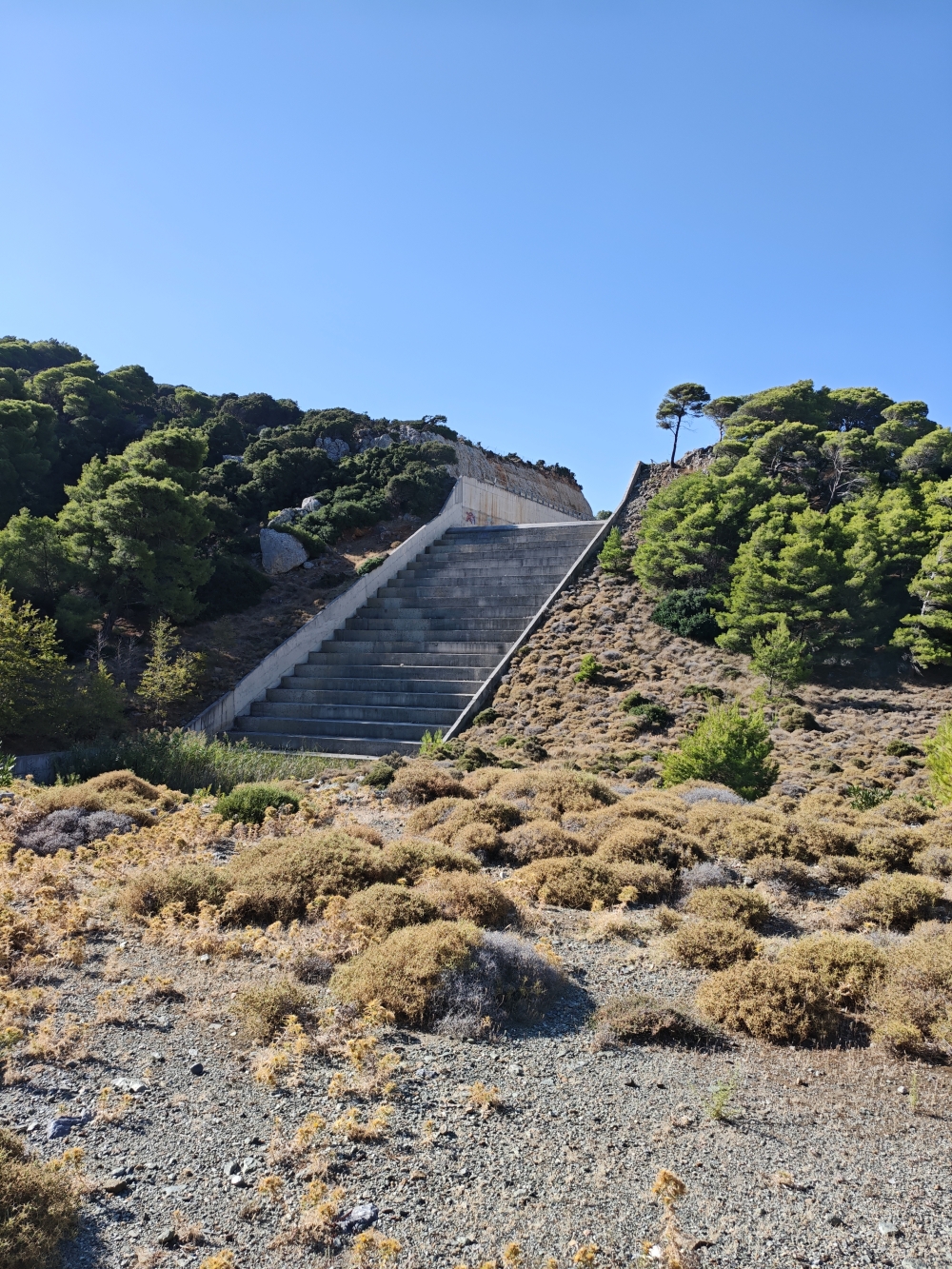 Wanderung Panagia Limbiani: Am Stausee vorbei