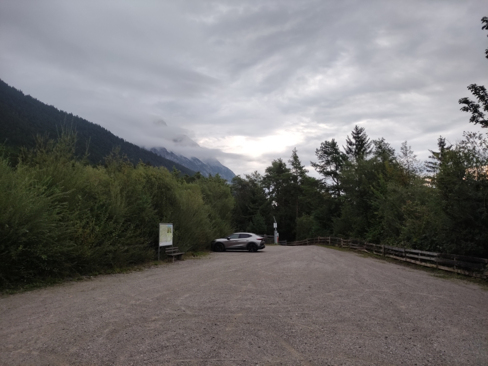 Wanderung Neue Alplhütte: Wanderung Neue Alplhütte: Wanderparkplatz