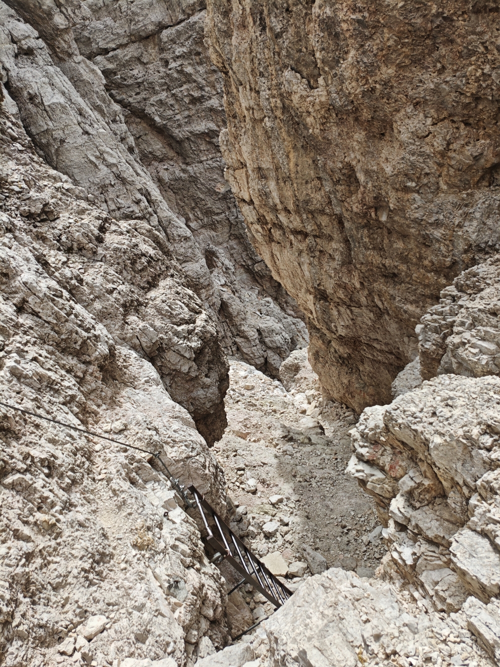 Wanderung Piz Duleda: Abstieg über die Ferrata Furcela Nives