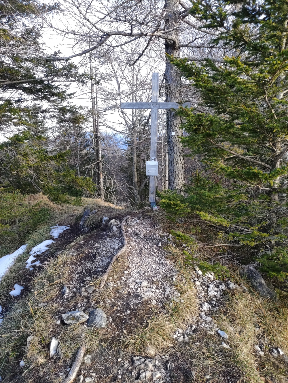 Plomberg: Gipfelkreuz