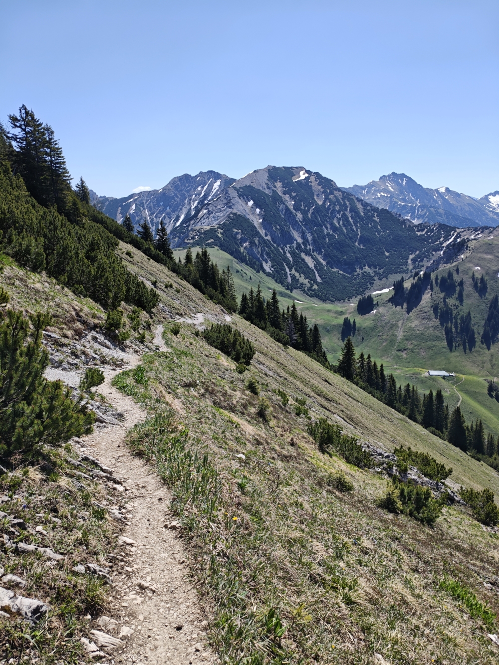 Wanderung Ponten: Abstieg in den Stuibensattel