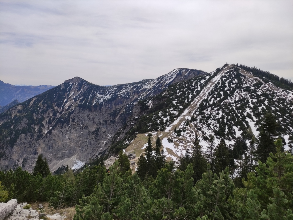 Blick zum Dreisesselberg, Karkopf und Hochschlegel (vlnr) (Predigtstuhl)