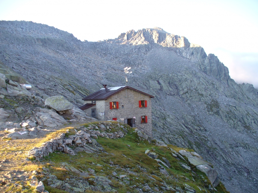 Monte Frisozzo -> Rifugio Maria e Franco Lomini: Rifugio Maria e Franco Lomini