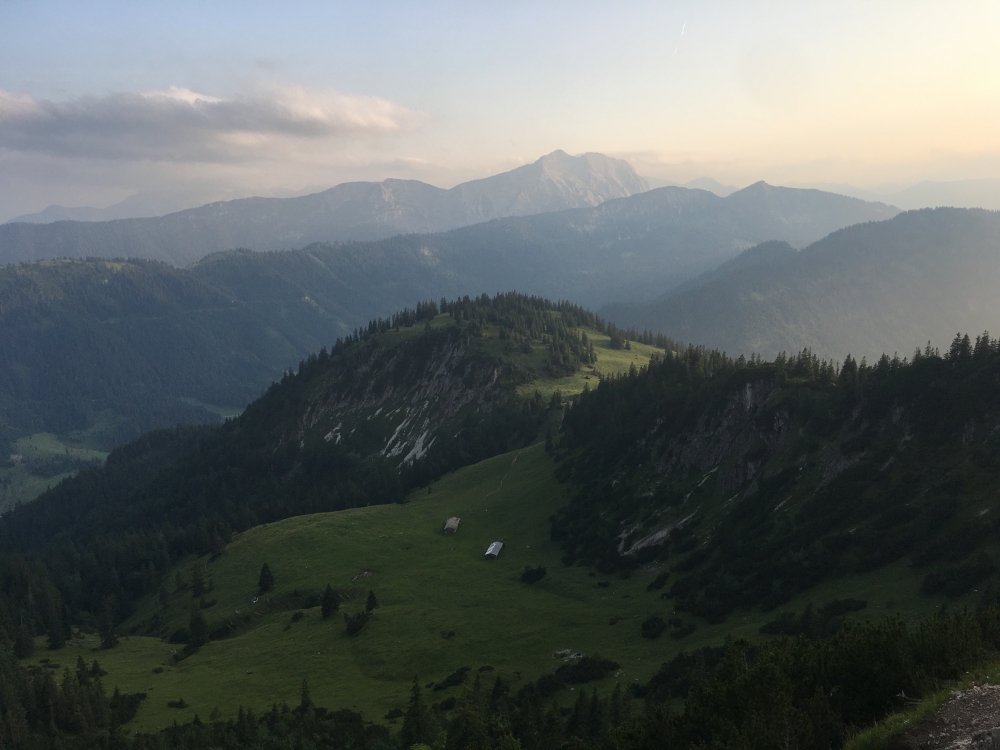 Blick nach Süden zur Ritzelbergalm (Schindertor)