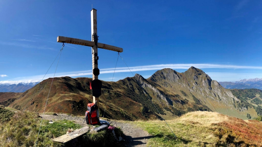 Heinreichalm  -> Tagkopf: Neues Gipfelkreuz am Tagkopf
