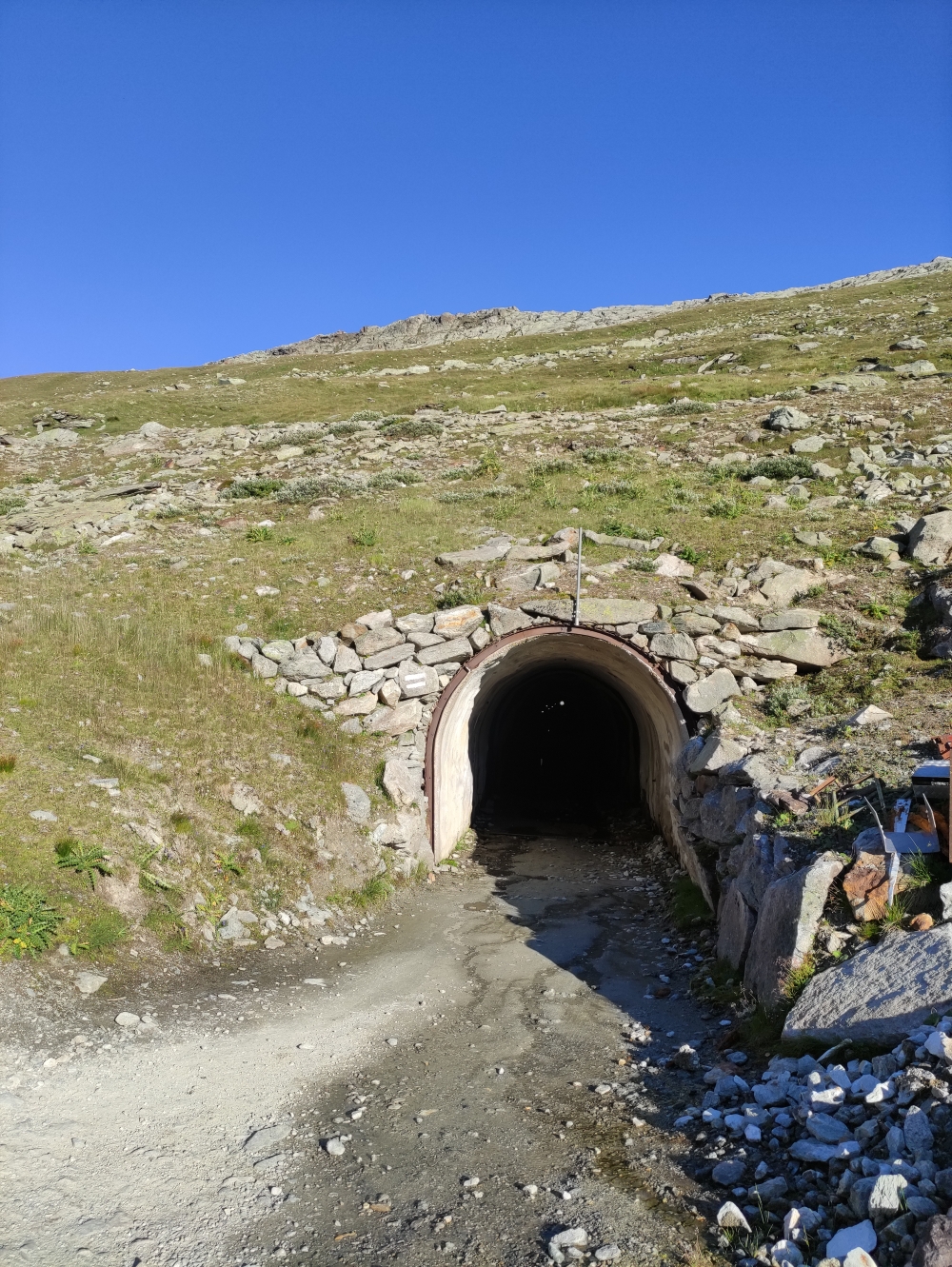 Wanderung Eggishorn: Wanderung Eggishorn: Nordportal (Talligrattunnel Nordportal)
