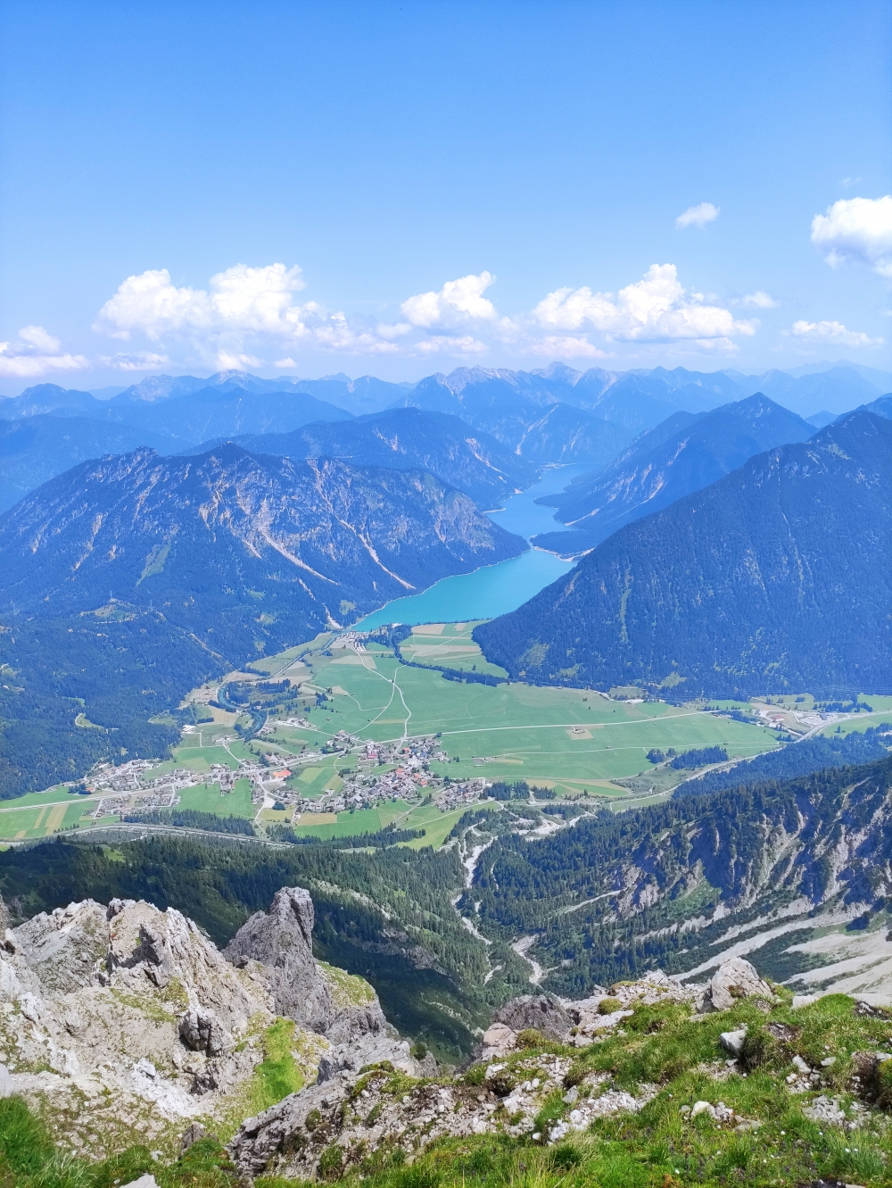 Wanderung Thaneller: Wanderung Thaneller: Blick zum Heiterwanger See und Plansee (Thaneller)