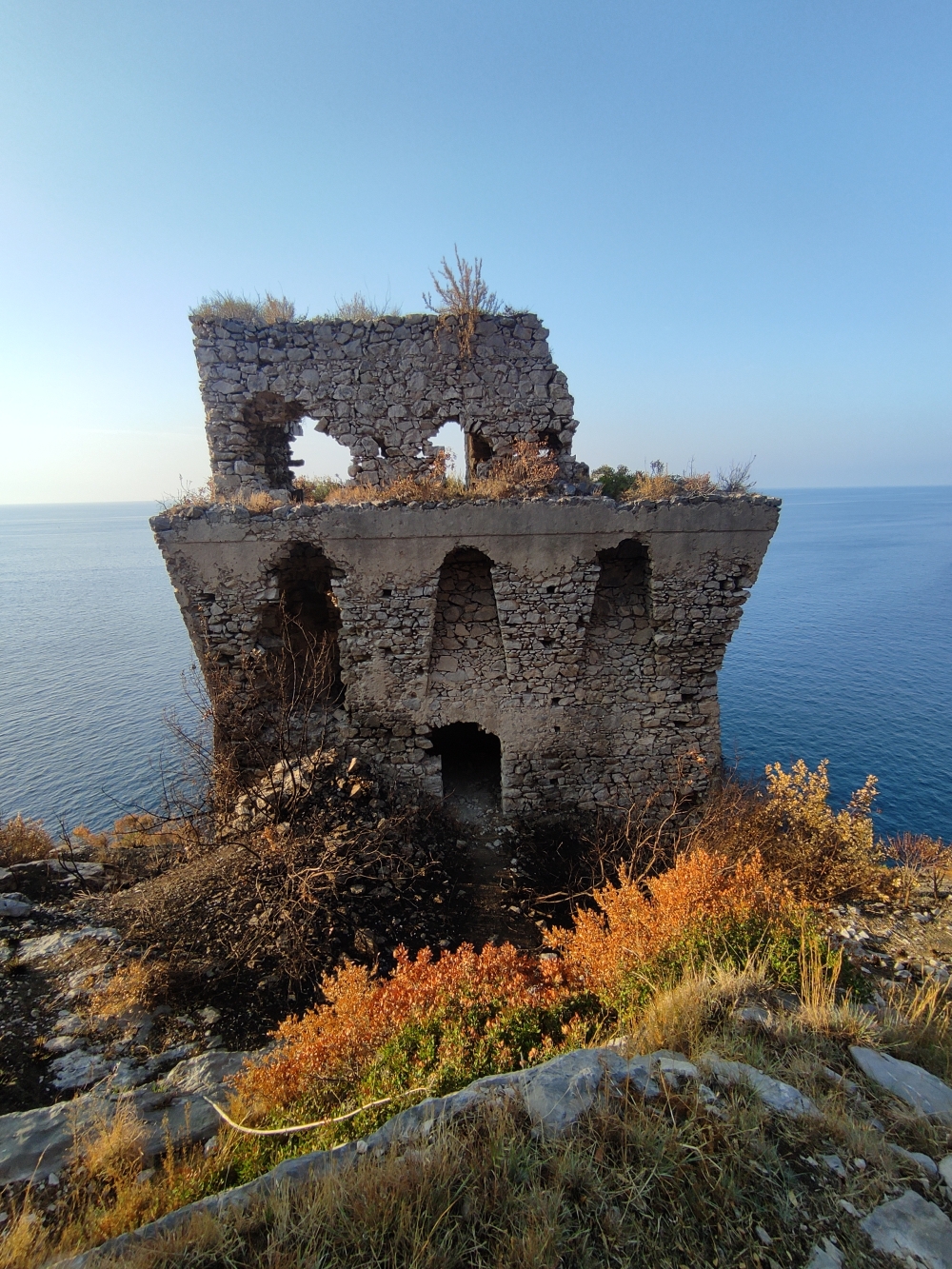 Wanderung Fiordo di Crapolla: Wanderung Fiordo di Crapolla: Torre Vicereale die Crapolla (Torre Vicereale di Crapolla)