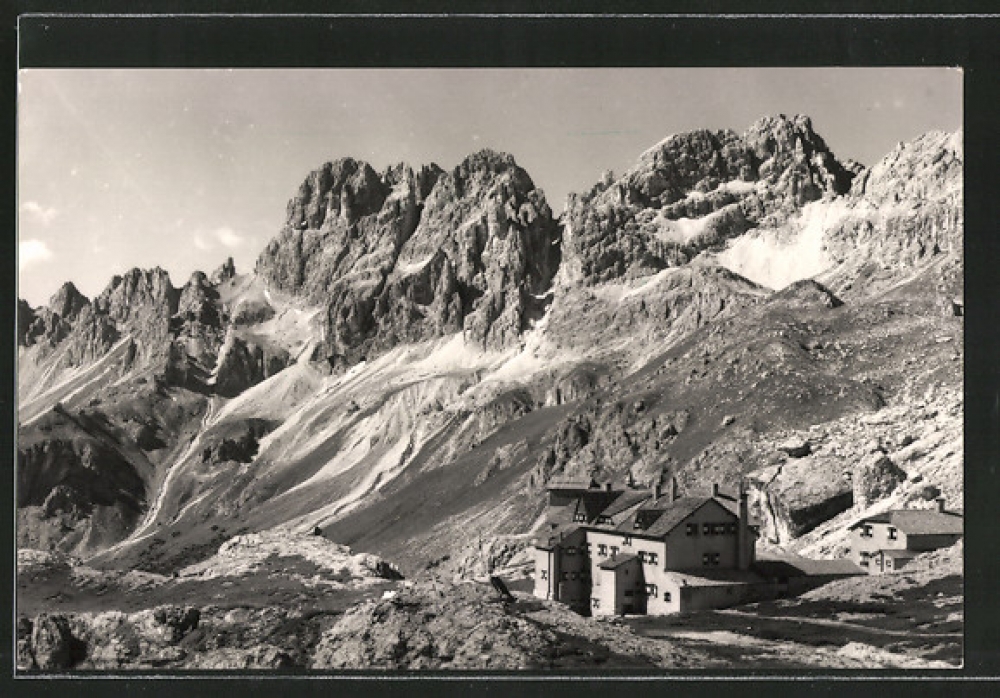 Vajolethütte -> Rifugio Gardeccia: Rifugio Vajolet mit Cima Coronelle
