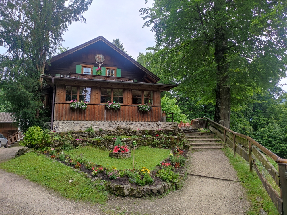 Wanderung Ruine Werdenfels: Wanderung Ruine Werdenfels: Werdenfelser Hütte