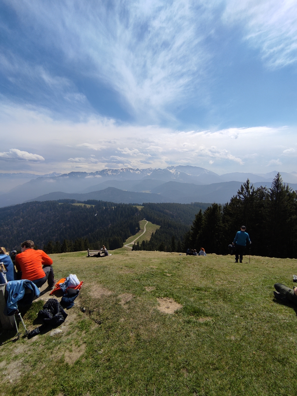 Gassenhofer Alm -> Zwiesel: Blick vom Zwiesel auf den Weg nach Süden